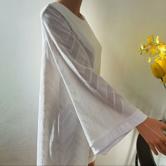 Emma & Michele White Bell Sleeve Dress LARGE NWT - Picture 7 of 11